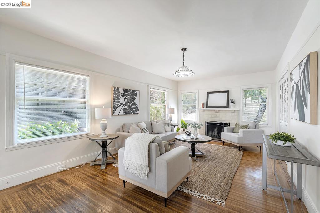 MONTCLAIR - Residential