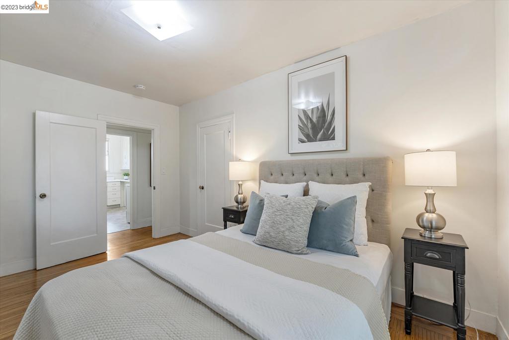 MONTCLAIR - Residential