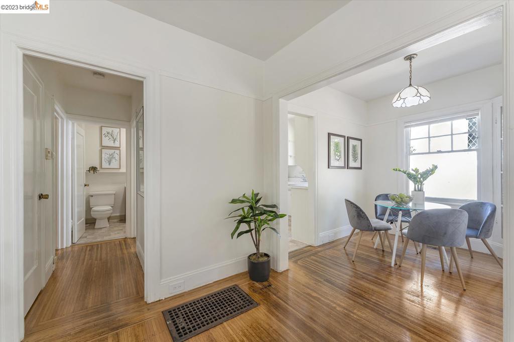 MONTCLAIR - Residential