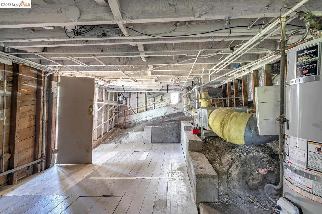 MONTCLAIR - Residential