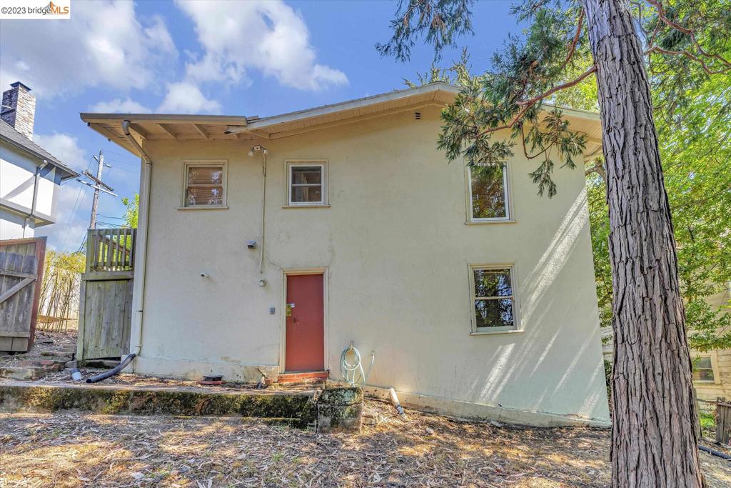 MONTCLAIR - Residential