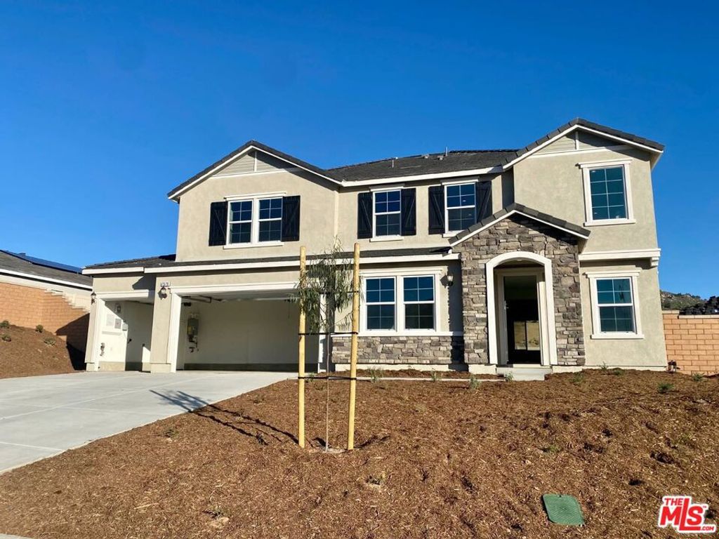 Photo of 7576 Wagon Trail Road, Riverside, CA 92507 (MLS # 25599803)