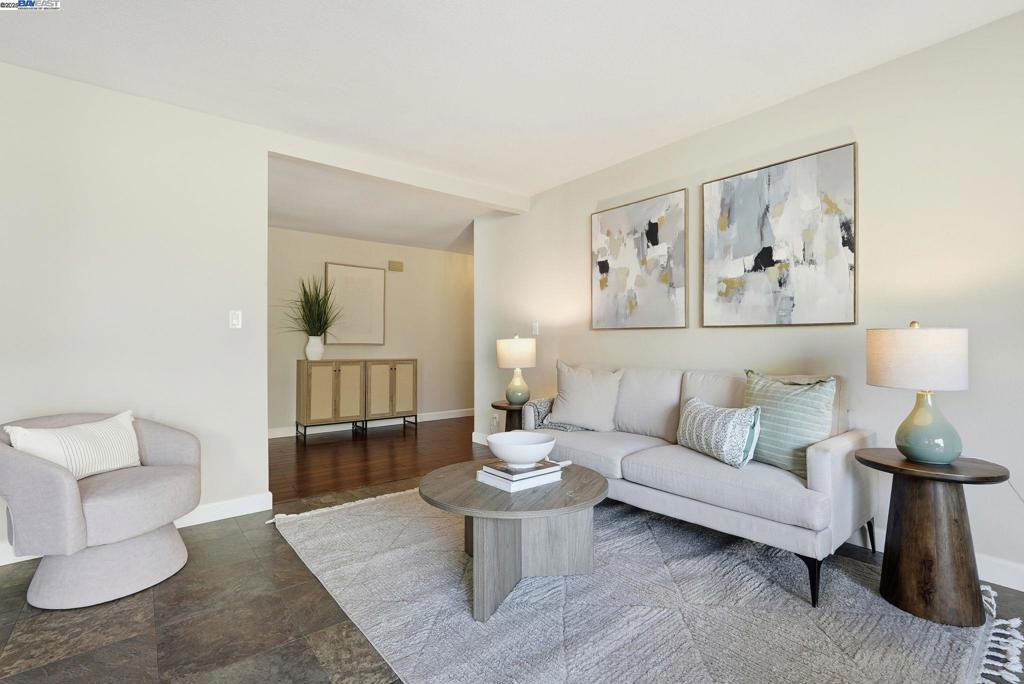 BRIAR RIDGE - Residential