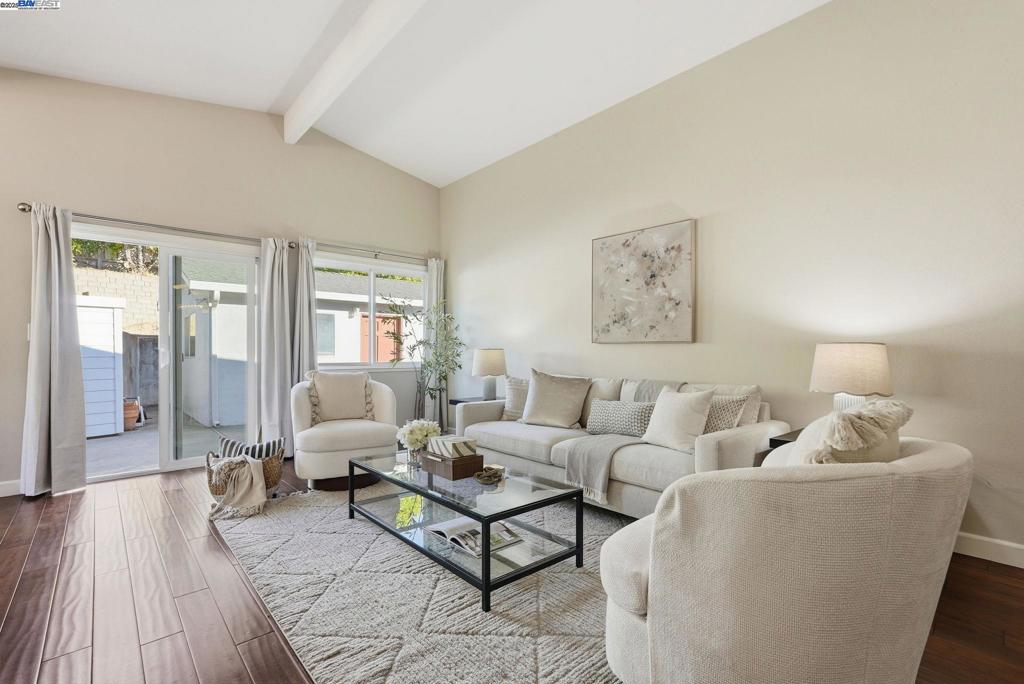 BRIAR RIDGE - Residential