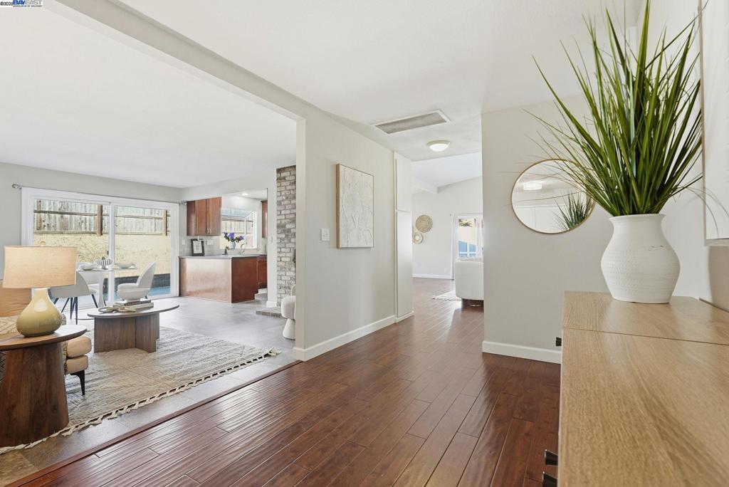 BRIAR RIDGE - Residential