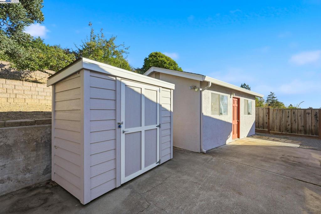 BRIAR RIDGE - Residential