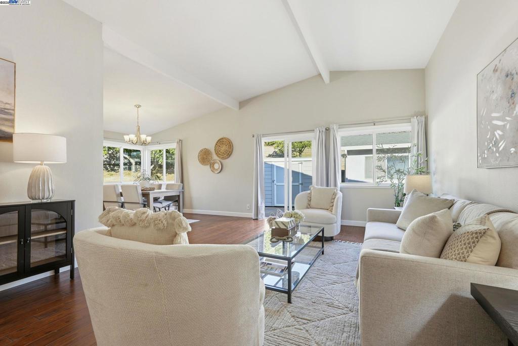 BRIAR RIDGE - Residential