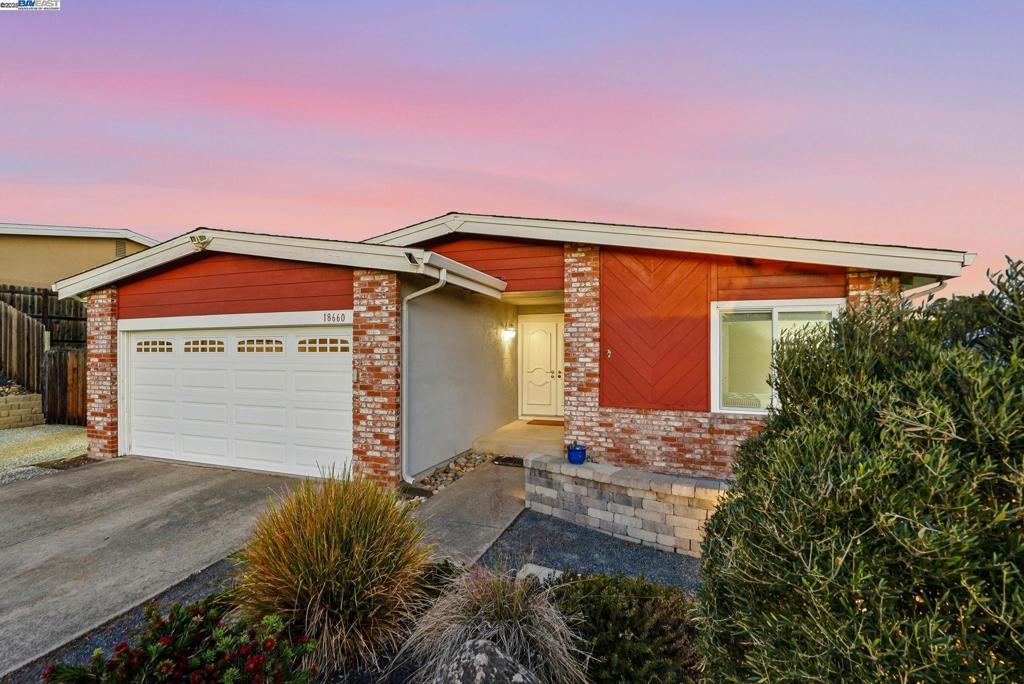 BRIAR RIDGE - Residential