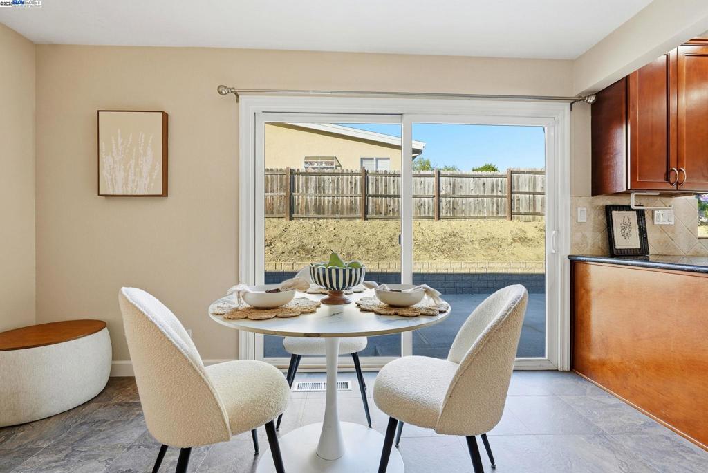 BRIAR RIDGE - Residential