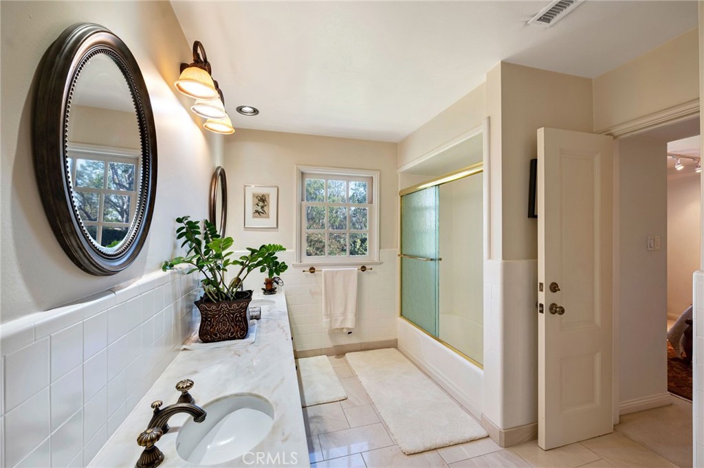 Virginia Country Club (VCC) - Residential