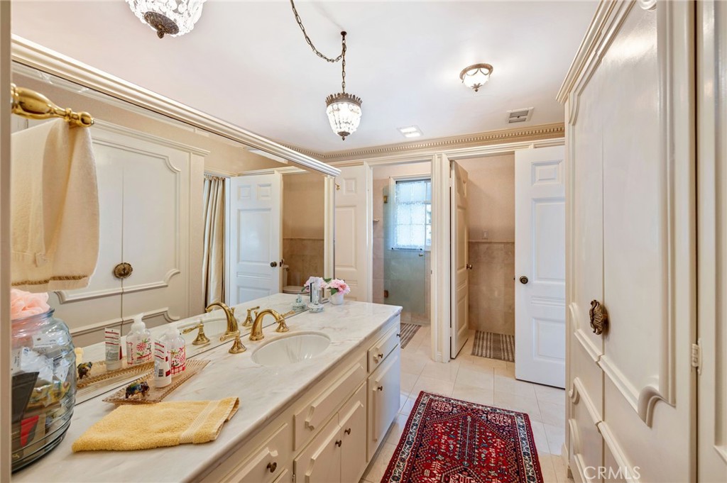 Virginia Country Club (VCC) - Residential