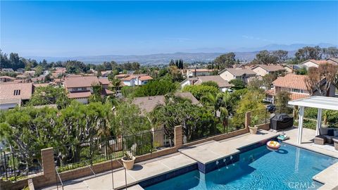 6691 E Smokewood Circle Anaheim Hills CA 92807