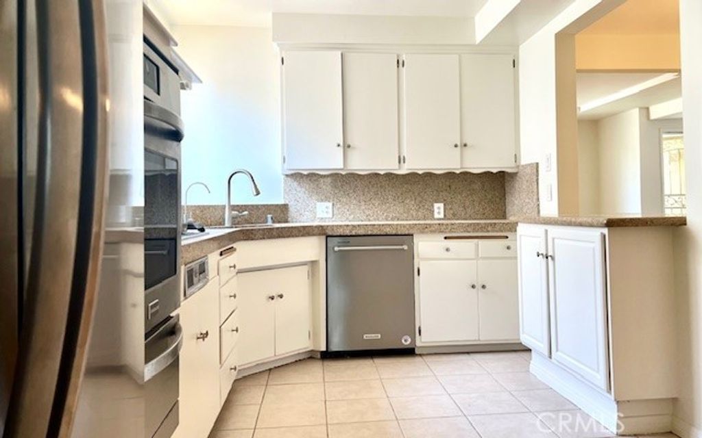 Photo of 8954 Chimineas Avenue, Northridge, CA 91325 (MLS # WS25160704)