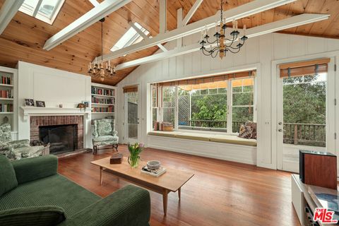 Photo of 20930 Shady Lane, Topanga, CA 90290 (MLS # 26830451)