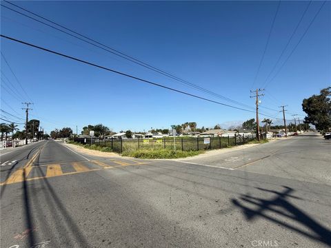 Photo of 10621 Jurupa Rd Rd, Jurupa Valley, CA 91752 (MLS # IV26051531)