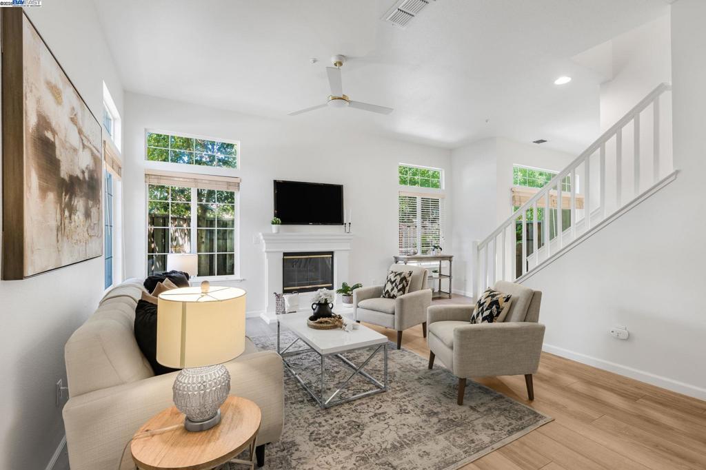 4120 Lucca Ct