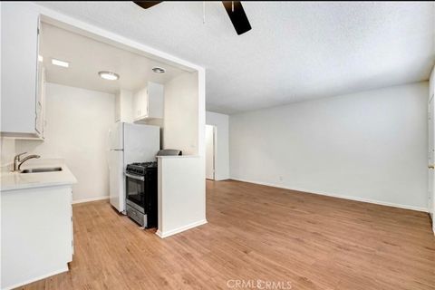 Photo of 12400 Mitchell Ave #6, Los Angeles, CA 90066 (MLS # SB25274708)