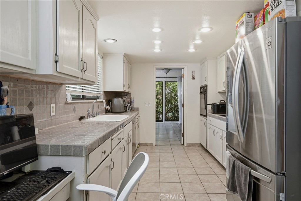 18670 Maple Leaf Court