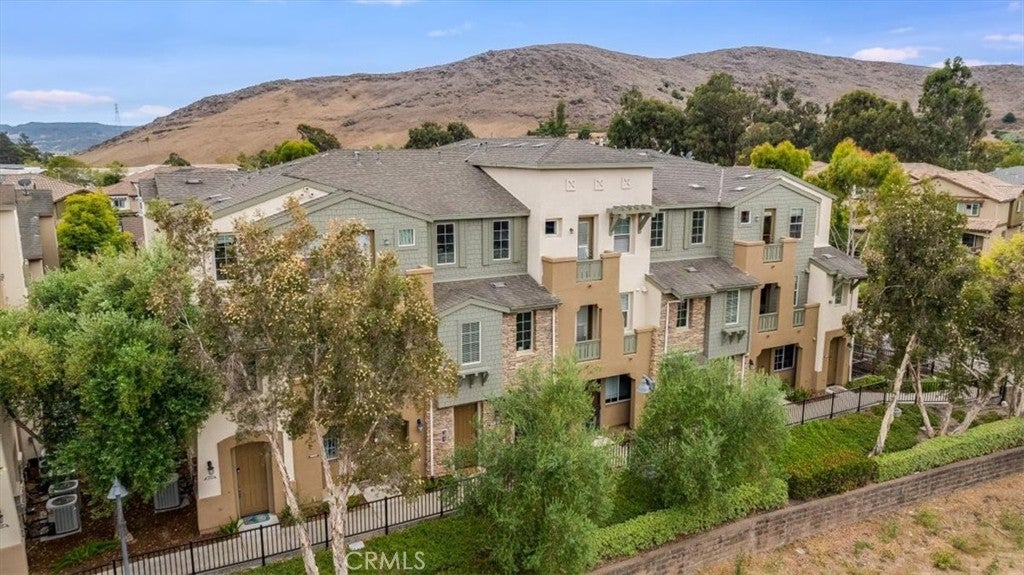 842 Tarragon Lane