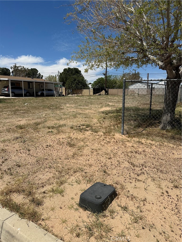 Take advantage of this rare opportunity to own a 7,560 sq ft vacant lot in an established mobile home park, located in the heart of Hesperia! This parcel (APN: 0398-433-01) is ideal for a manufactured or mobile home setup, offering strong potential in a high-demand rental market.
Property Highlights:
Lot Size: 7,560 sq ft
Zoning: Suitable for mobile/manufactured home
Utilities: Water and electricity nearby (Buyer and Buyer’s Agent to verify and conduct their own due diligence).
Access: Paved road with easy access
This is a fantastic investment opportunity for developers, investors, or owner-users looking to build in one of the fastest-growing areas of the High Desert. Hesperia is known for its family-friendly neighborhoods, strong sense of community, and convenient location near shopping, schools, and transportation.
Priced to sell — don’t miss this one!!!