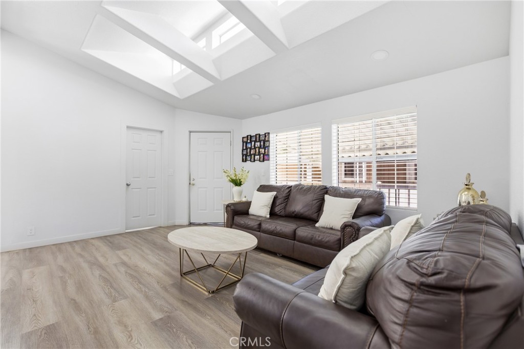 4901 Green River 288