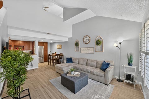 Photo of 435 W 9th St #B3, Upland, CA 91786 (MLS # CV26152970)