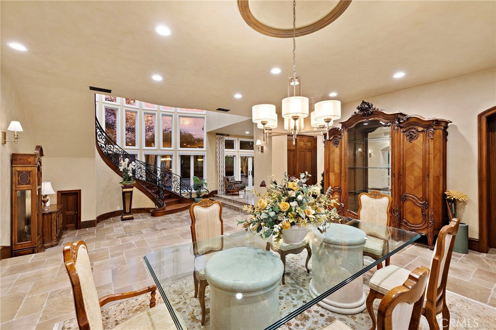 35 Emerald Glen
