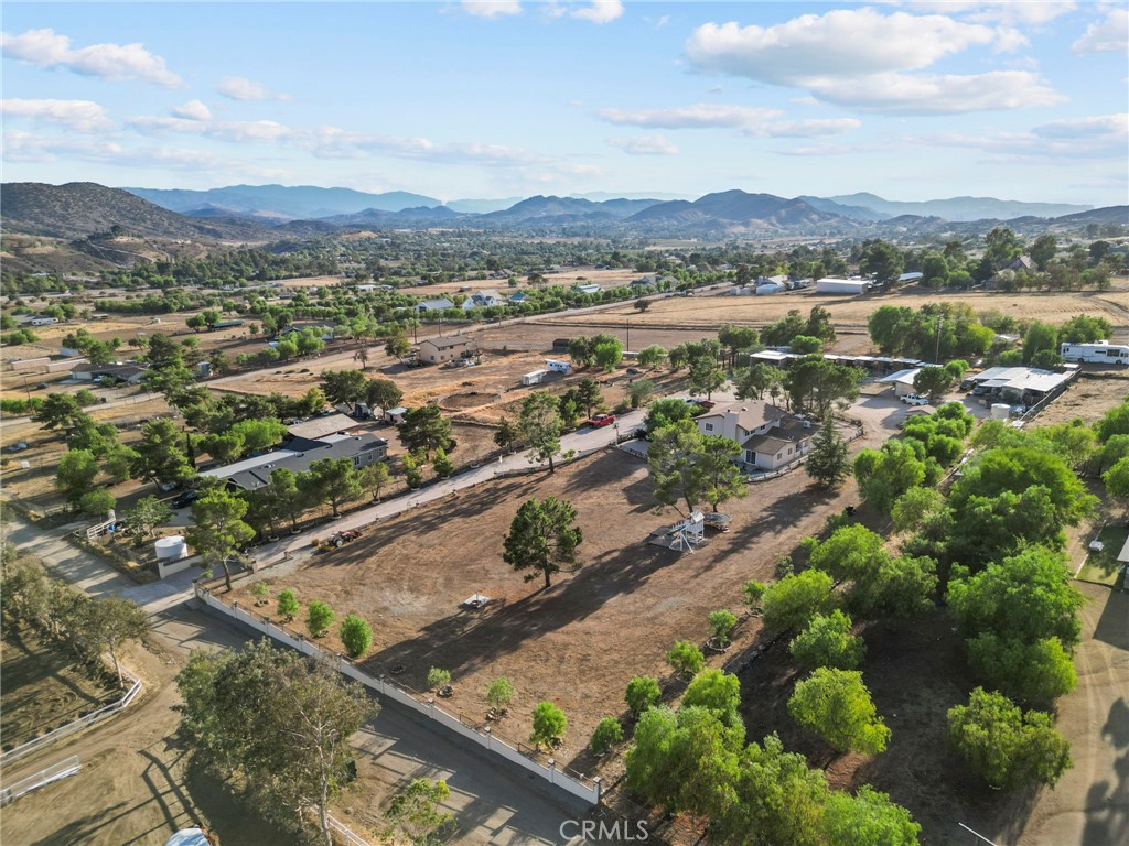 Custom Agua Dulce (CADUL) - Residential