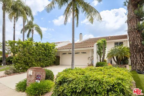 Photo of 2484 Angelo Drive, Los Angeles, CA 90077 (MLS # 26790739)