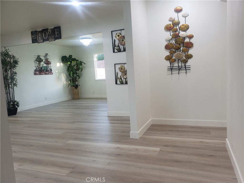 2758 W STOCKTON