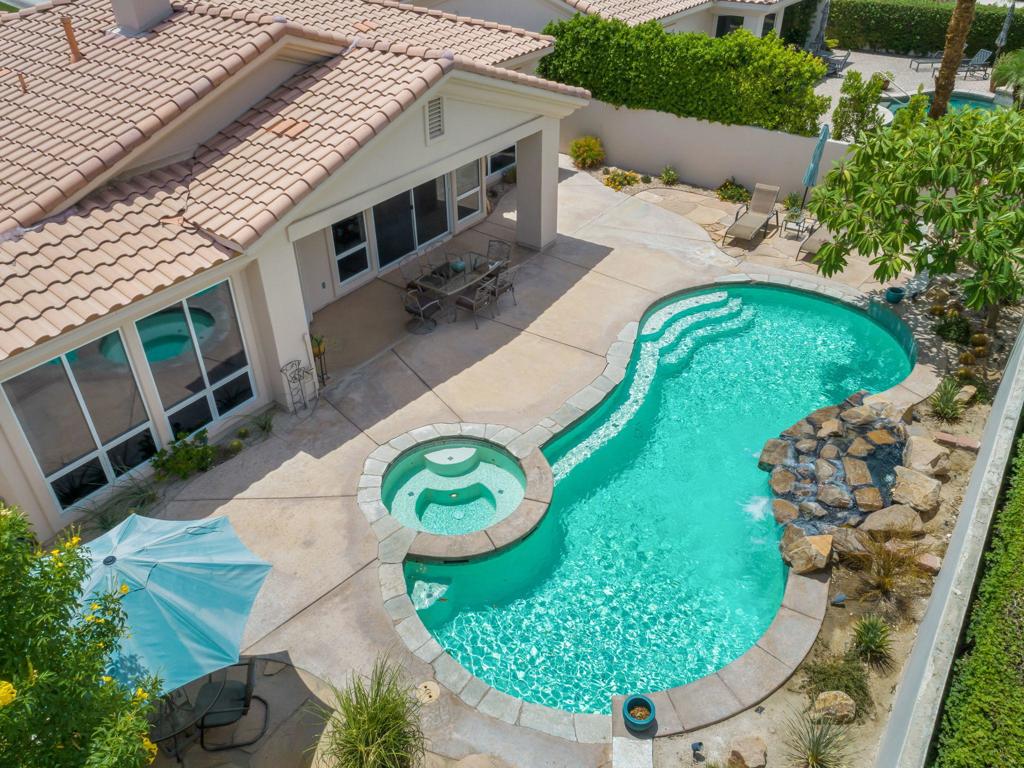 La Quinta Fairways - Residential