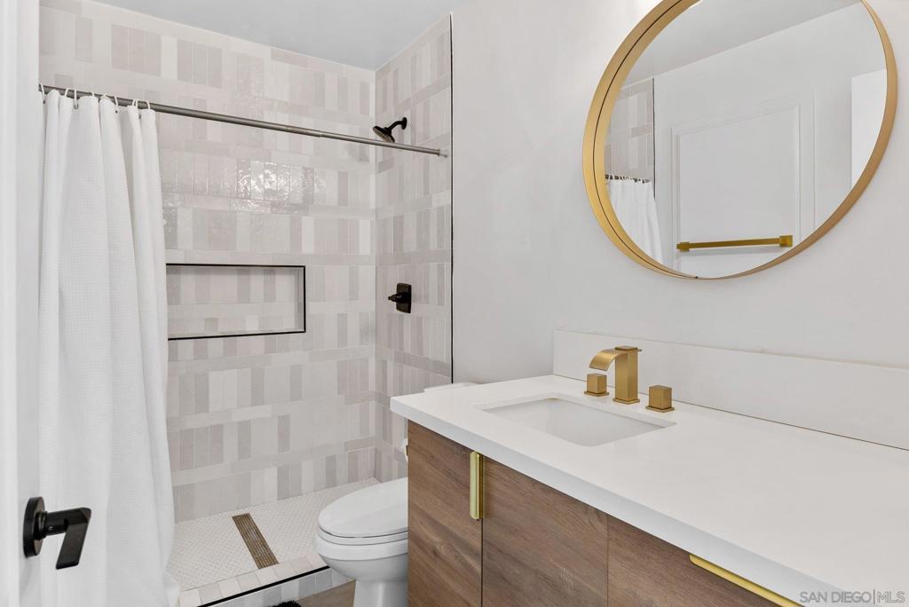 Mira Mesa - Residential Income