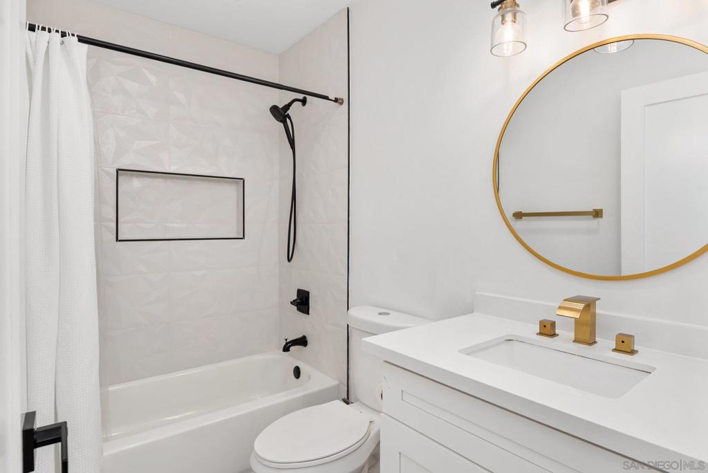 Mira Mesa - Residential Income