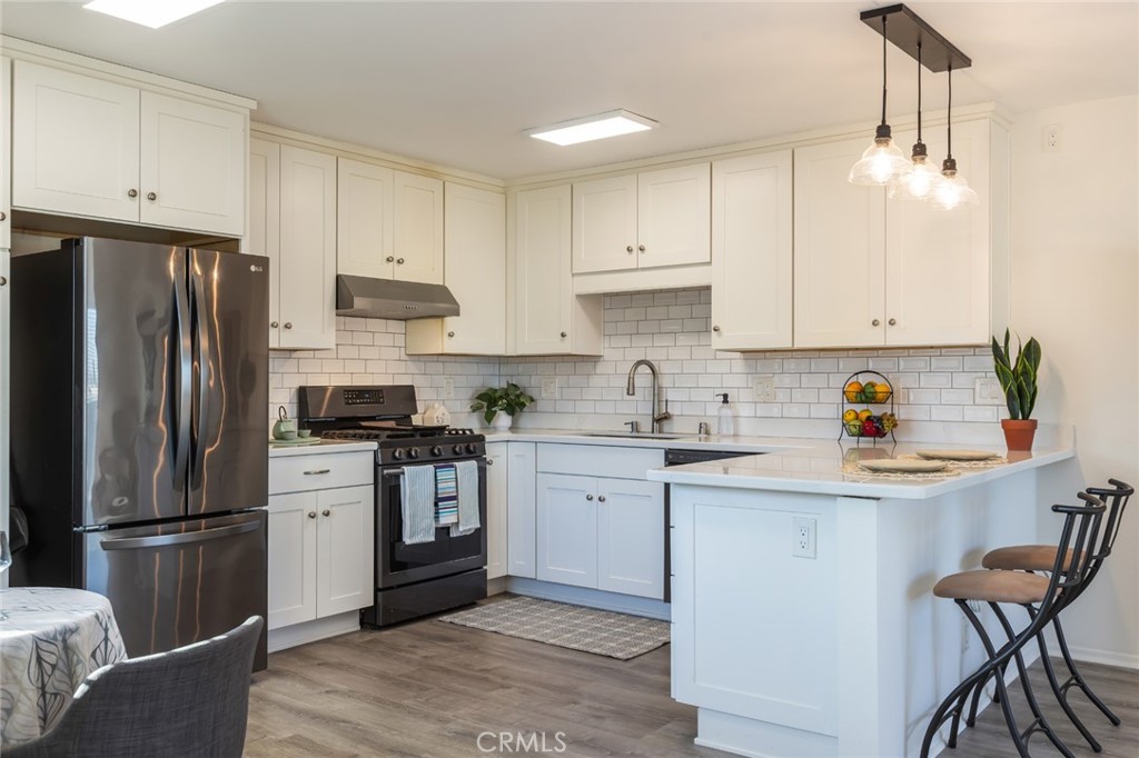 26015 Narbonne Avenue 14