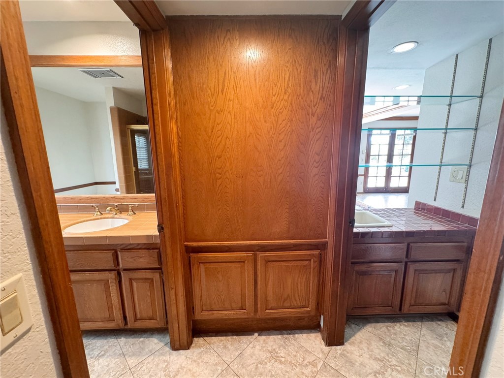 * - Residential Lease