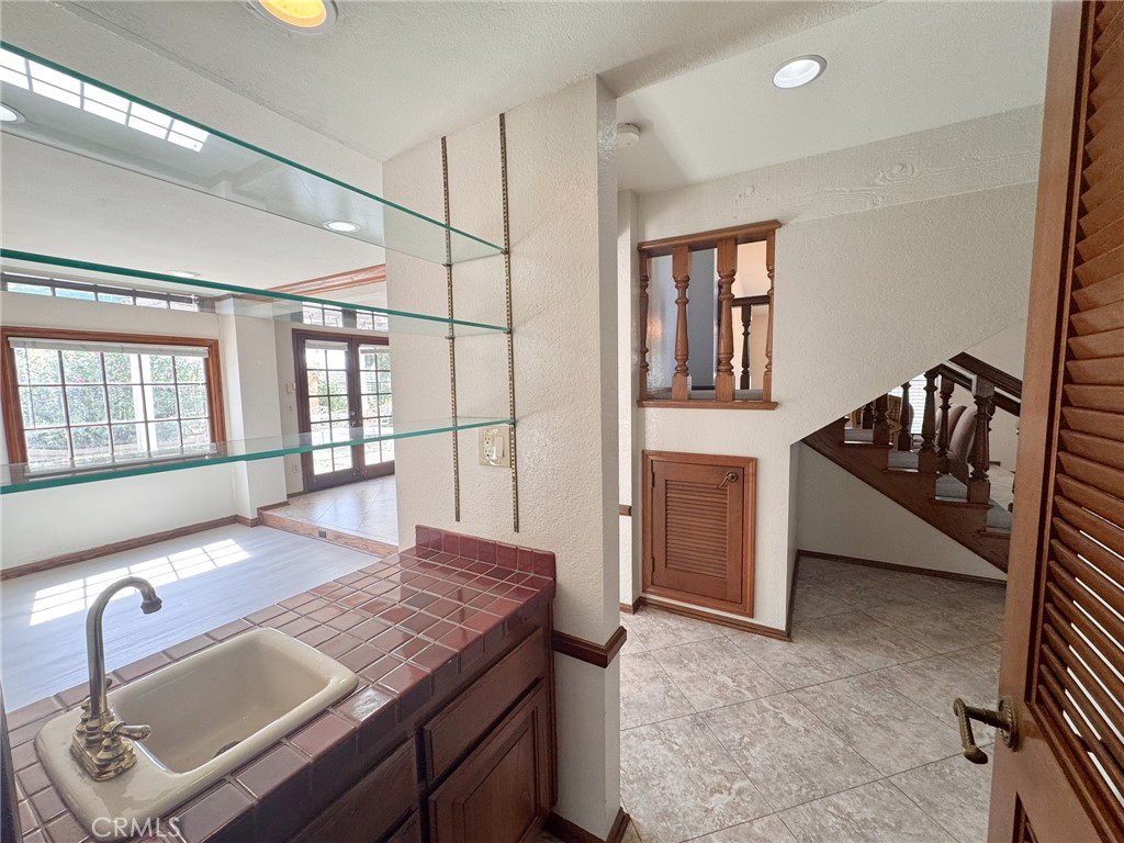 * - Residential Lease