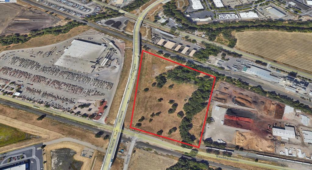 RARE 18 Acres Great for Truck and Trailer parking located in the City of Stockton. Utilities in the street, Zoning usage is Heavy Manufacturing . Great location, and near freeway access. Mapping has been completed for a new recorded APN in the county of San Joaquin. Parcel is ready to be sold. Seller financing available. Buyer is advised to independently verify the accuracy of all information through personal inspections and with appropriate professional. Text listing agent with questions. Proposed site is outlined in RED in picture.