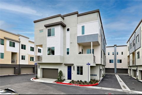 Photo of 7264 Aura Circle, Huntington Beach, CA 92647 (MLS # OC26037952)