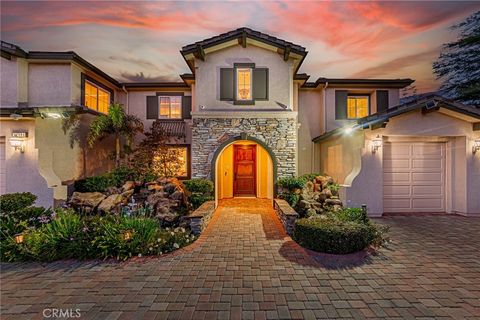 Photo of 12114 Bellando Court, Granada Hills, CA 91344 (MLS # SR26103686)