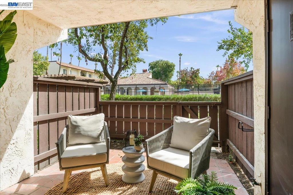 39843 Cedar Blvd 118