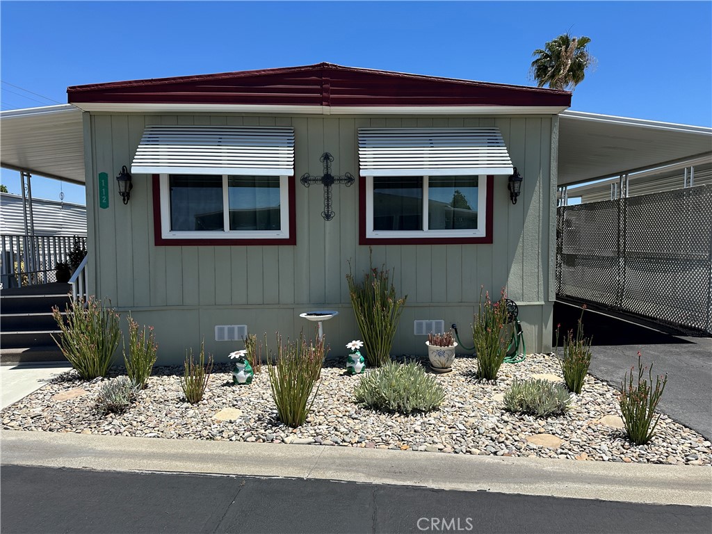 Photo 1 of 53 — 260 N Lyon Avenue 112, Hemet, CA 92543