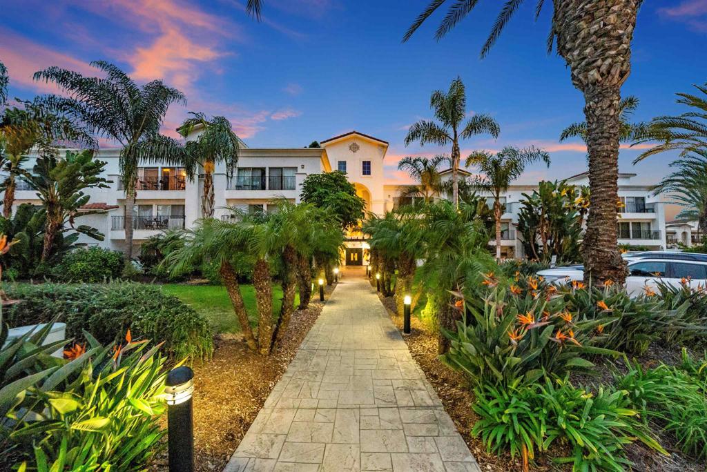 La Costa - Residential