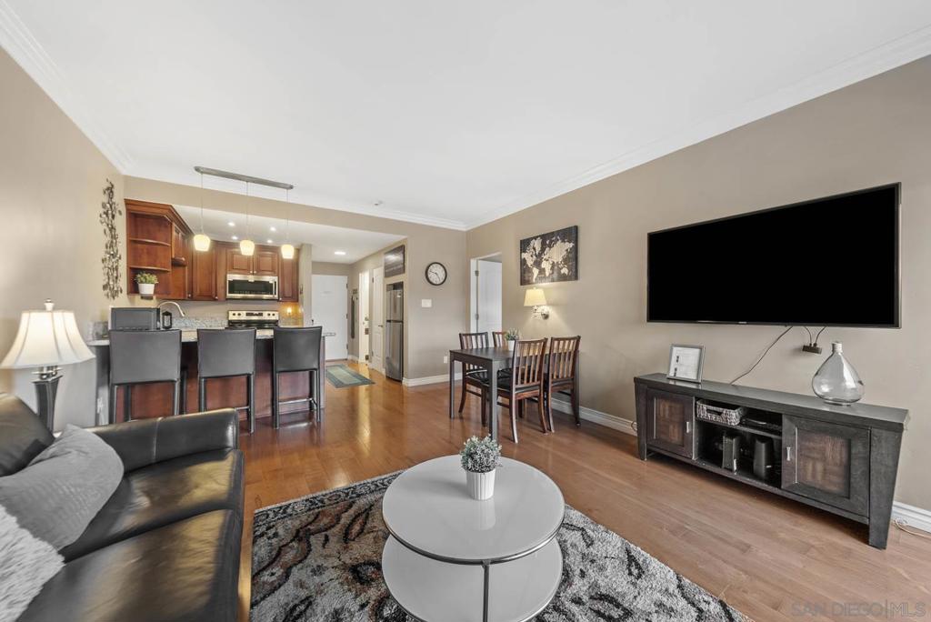 La Costa - Residential