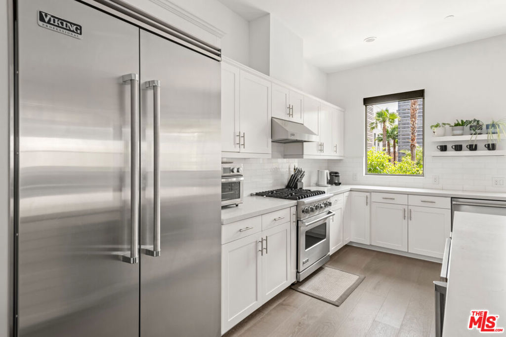Properties 2 5848 Suncatcher Place 1