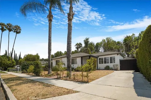 18352 Bessemer Street, Tarzana, CA 91335 - MLS#: SR25176466