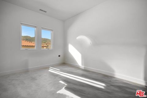 Tiny photo for 11865 Red Hawk Lane, Porter Ranch, CA 91326 (MLS # 26660617)