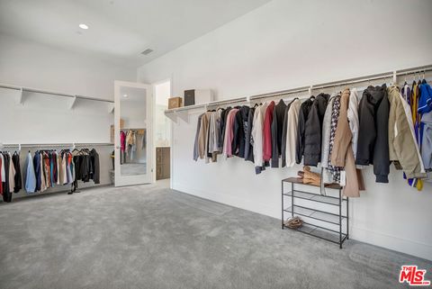 Tiny photo for 11865 Red Hawk Lane, Porter Ranch, CA 91326 (MLS # 26660617)