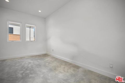 Tiny photo for 11865 Red Hawk Lane, Porter Ranch, CA 91326 (MLS # 26660617)