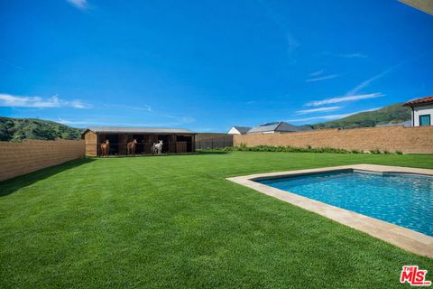 Tiny photo for 11865 Red Hawk Lane, Porter Ranch, CA 91326 (MLS # 26660617)