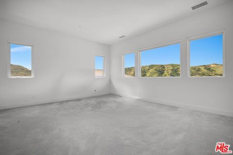 Tiny photo for 11865 Red Hawk Lane, Porter Ranch, CA 91326 (MLS # 26660617)